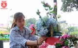 Hoa tươi, quà tặng đắt hàng ngày Quốc tế Phụ nữ 8-3